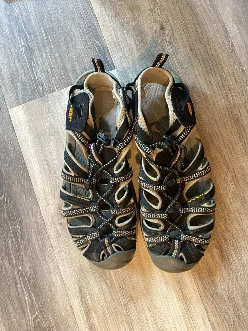 KEEN Newport H2 Waterproof Sandals Women’s Size 9.5 Black Gray Outdoor Hiking Wa